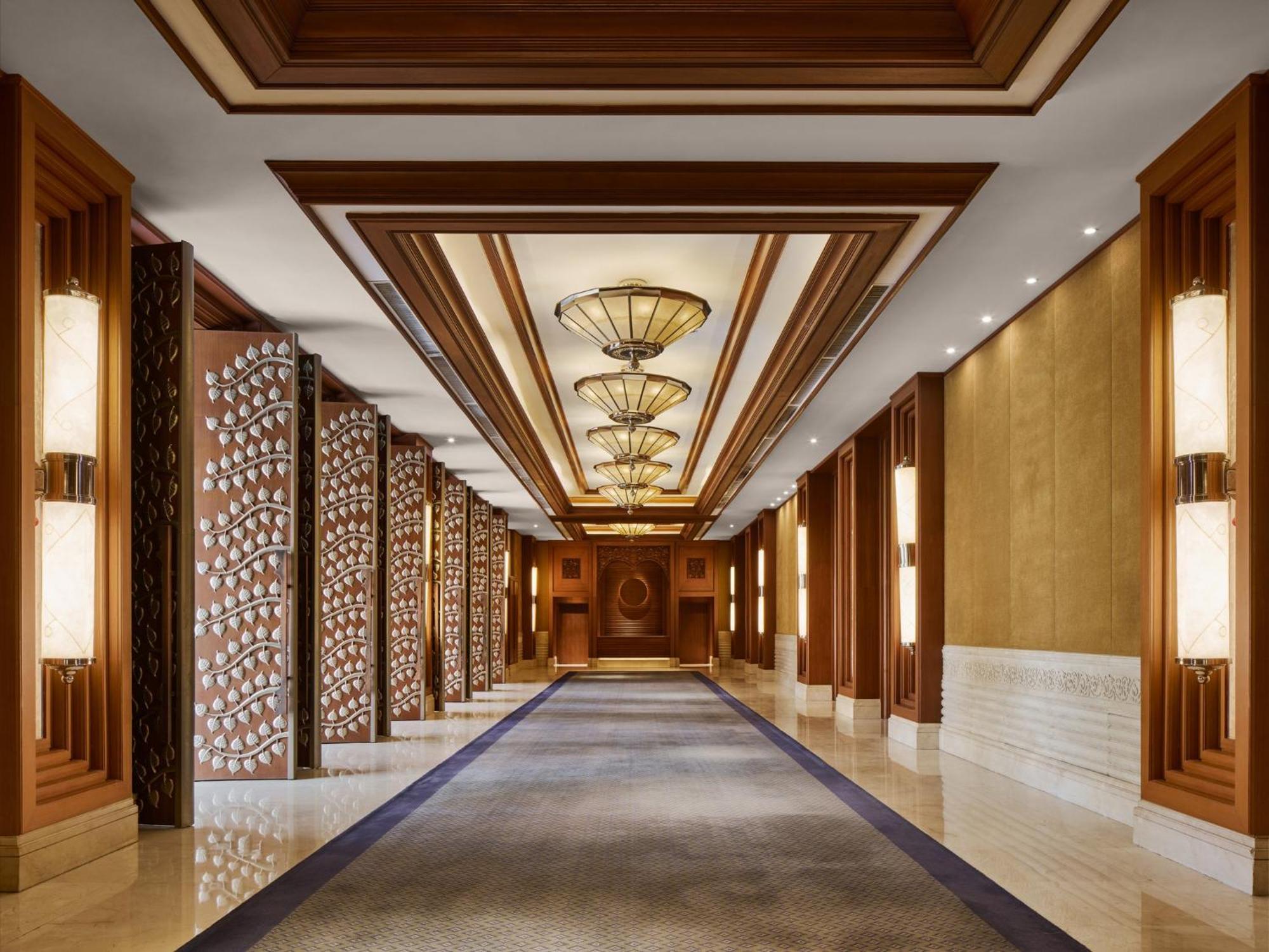 Intercontinental Xishuangbanna Resort By Ihg Jinghong Bagian luar foto