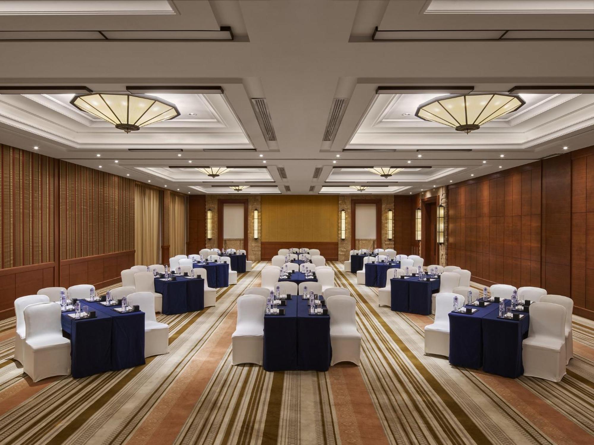 Intercontinental Xishuangbanna Resort By Ihg Jinghong Bagian luar foto